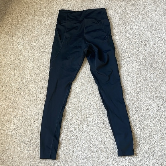 Nike Dri-fit Leggings with mesh sides - Picture 2 of 8